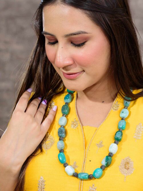 Teal Mirage Dream Mala: An Enchanting Necklace with Teal Accents