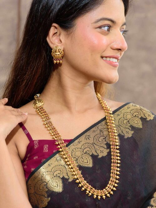 Golden Divinity Temple Necklace: A Majestic Gold Necklace with Divine Inspiration.