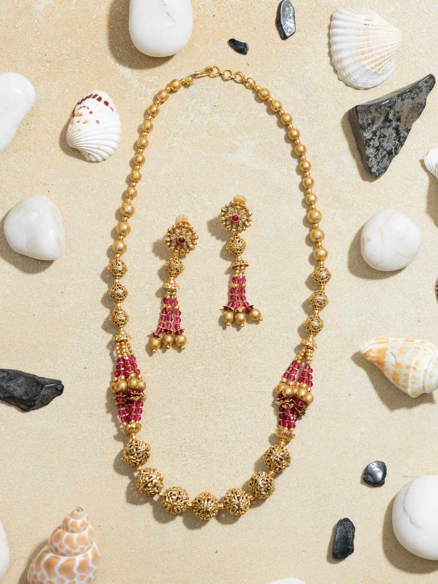 Blushing Temple Heritage Necklace: A Beautiful Blend of Tradition and Elegance