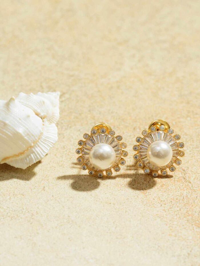 Elegance with Lustrous Pearl Sphere Studs – Timeless Beauty in Every Perfectly Round Detail.